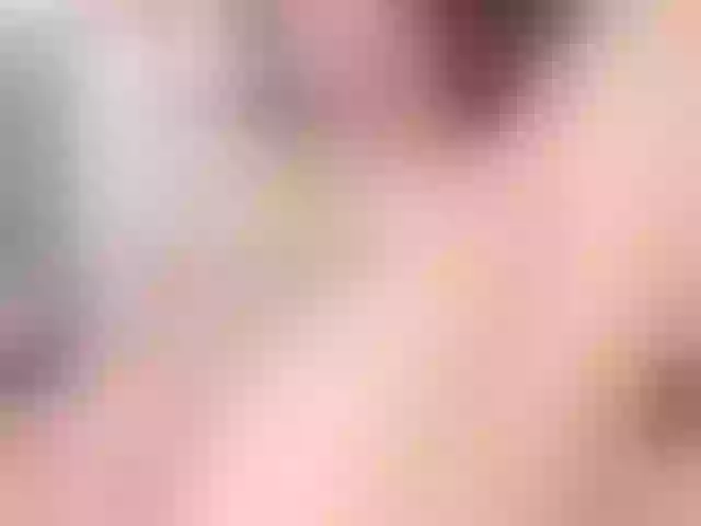 Live sex webcam photo for EllieRussell #292132650