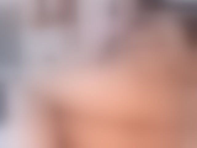 Live sex webcam photo for EllieRussell #293976358