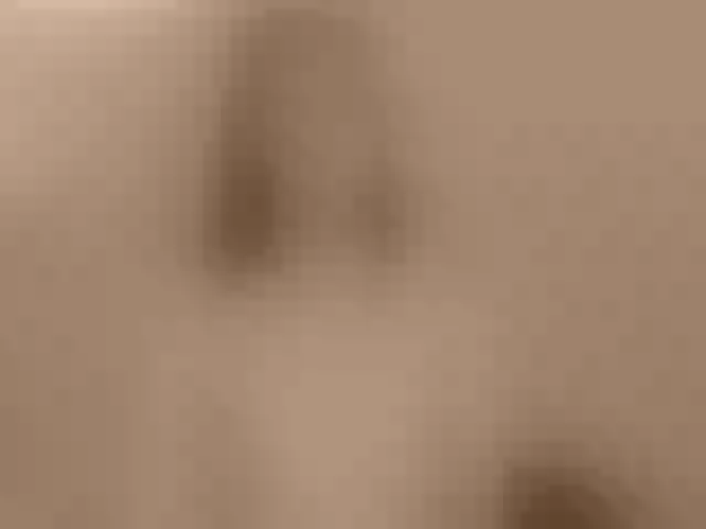 Live sex webcam photo for EllieScott #291070137