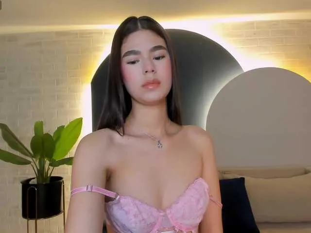 Live sex webcam photo for EllieScott #291212952