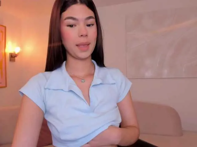 Live sex webcam photo for EllieScott #291465883