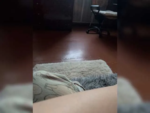 Live sex webcam photo for EllinDora #274078219