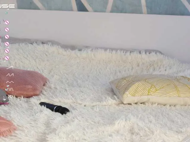 Live sex webcam photo for Ellina-s #275741890