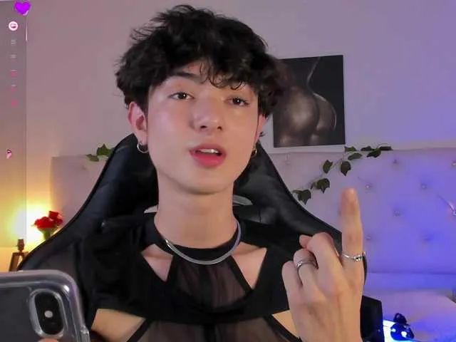 Live sex webcam photo for Elliot-Young #291300904
