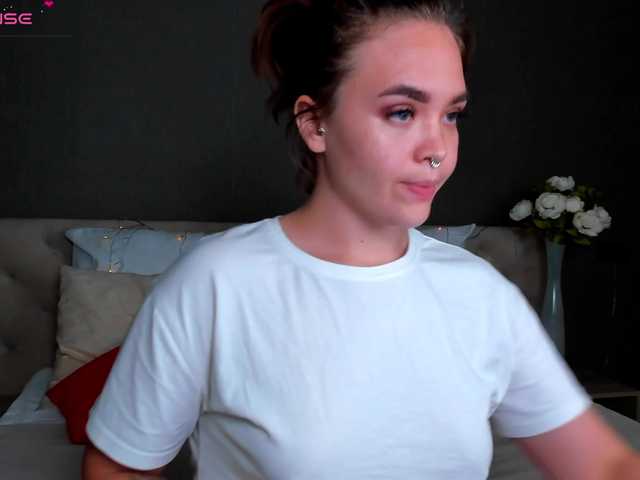 Live sex webcam photo for Ellis-Red #276506476