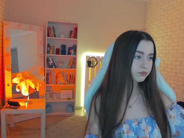 Live sex webcam photo for Ellis-Walker #290155868
