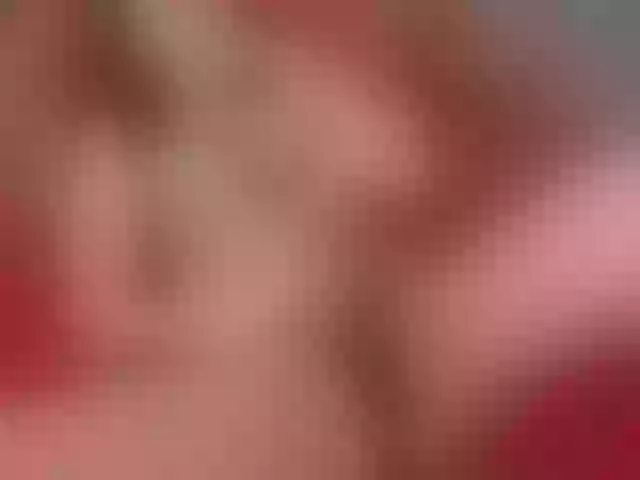 Live sex webcam photo for EllynXXX #272433757