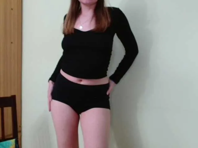 Live sex webcam photo for Ellyxcute #294335053