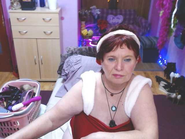 Live sex webcam photo for Elmira63 #276936135