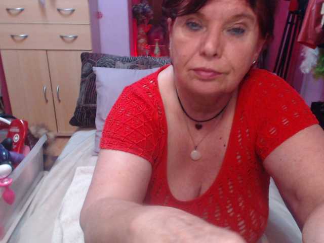 Live sex webcam photo for Elmira63 #290016138