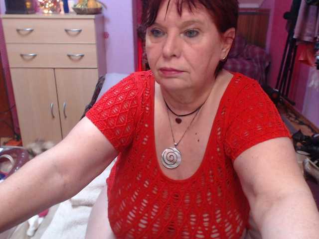 Live sex webcam photo for Elmira63 #290179019