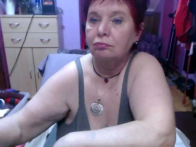 Live sex webcam photo for Elmira63 #290801015