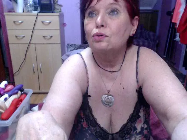 Live sex webcam photo for Elmira63 #290938110