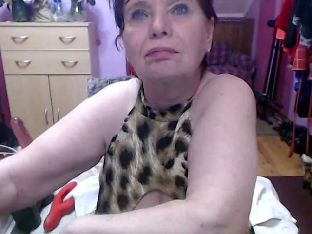 Live sex webcam photo for Elmira63 #291126930