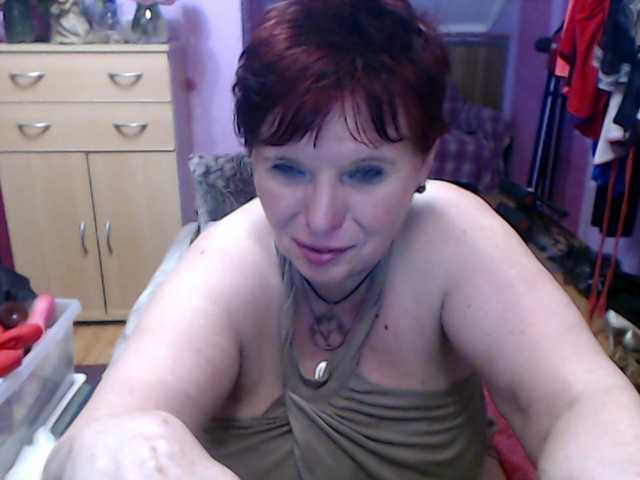 Live sex webcam photo for Elmira63 #291146470