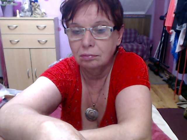 Live sex webcam photo for Elmira63 #291806353