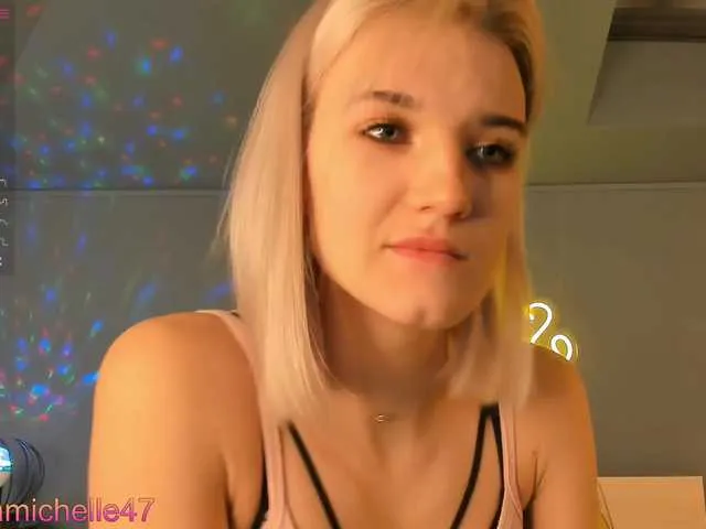 Live sex webcam photo for ElodieAlain #272562376