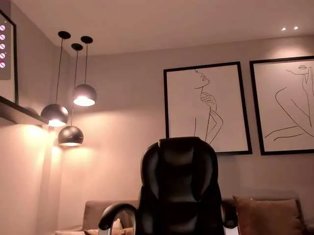 Live sex webcam photo for EloisaOlivero #288076266
