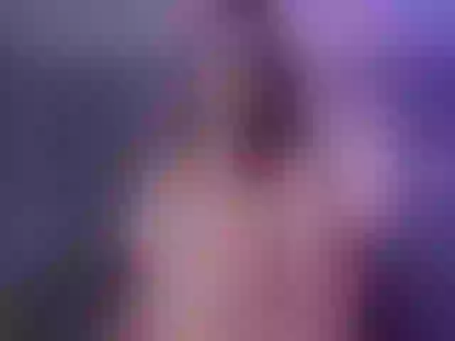Live sex webcam photo for EloisaOlivero #290151598