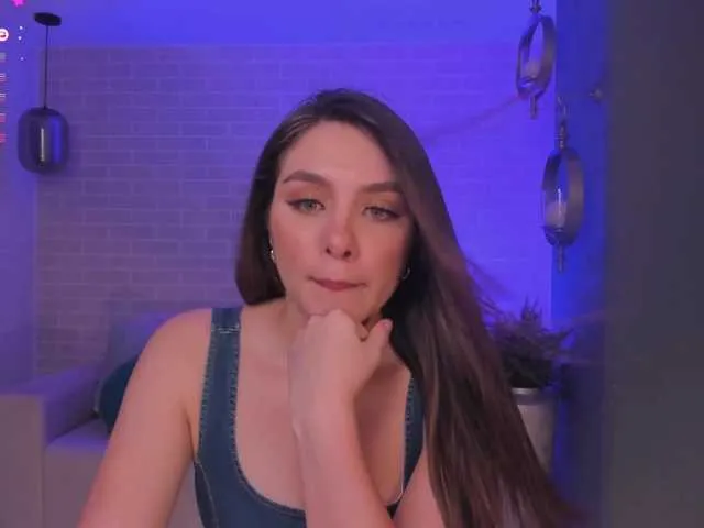 Live sex webcam photo for EloisaOlivero #290348625