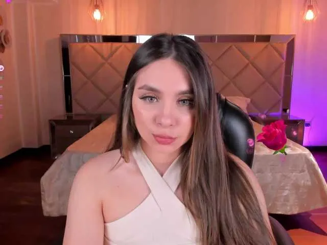 Live sex webcam photo for EloisaOlivero #290813298