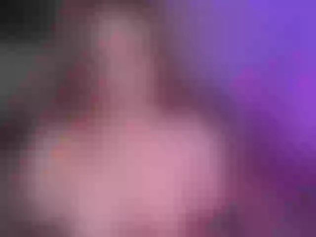 Live sex webcam photo for EloisaOlivero #291346229