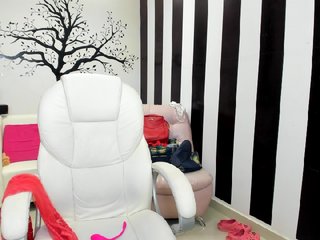 Live sex webcam photo for Eloveskamy #199704670