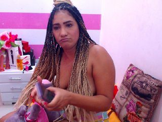 Live sex webcam photo for Eloveskamy #210315438