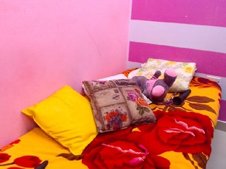 Live sex webcam photo for Eloveskamy #212549492