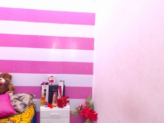 Live sex webcam photo for Eloveskamy #213148557