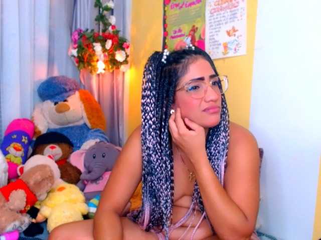 Live sex webcam photo for Eloveskamy #271734370