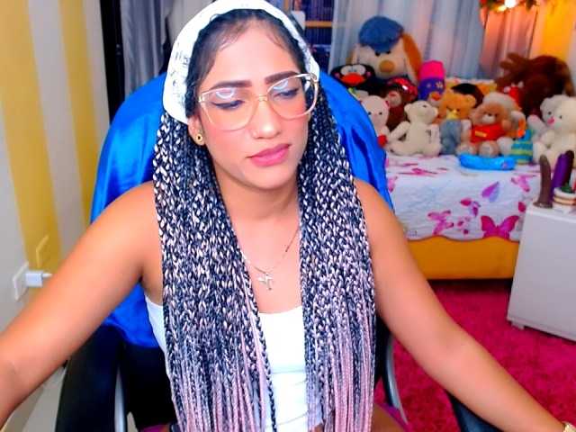 Live sex webcam photo for Eloveskamy #271952138