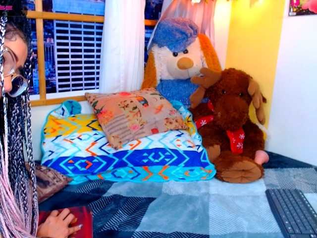 Live sex webcam photo for Eloveskamy #272054797