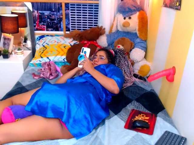 Live sex webcam photo for Eloveskamy #272100055