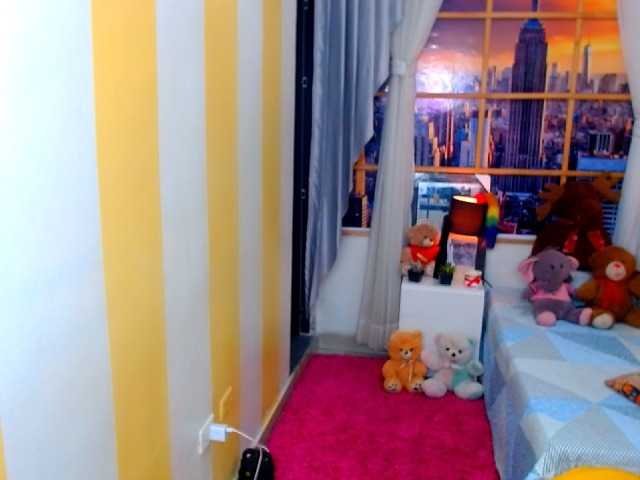 Live sex webcam photo for Eloveskamy #272274897