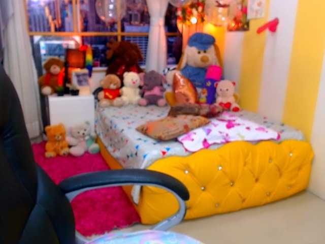 Live sex webcam photo for Eloveskamy #272447189