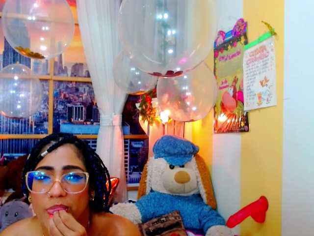 Live sex webcam photo for Eloveskamy #272467698