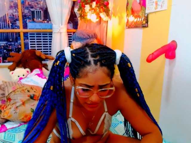 Live sex webcam photo for Eloveskamy #272564837