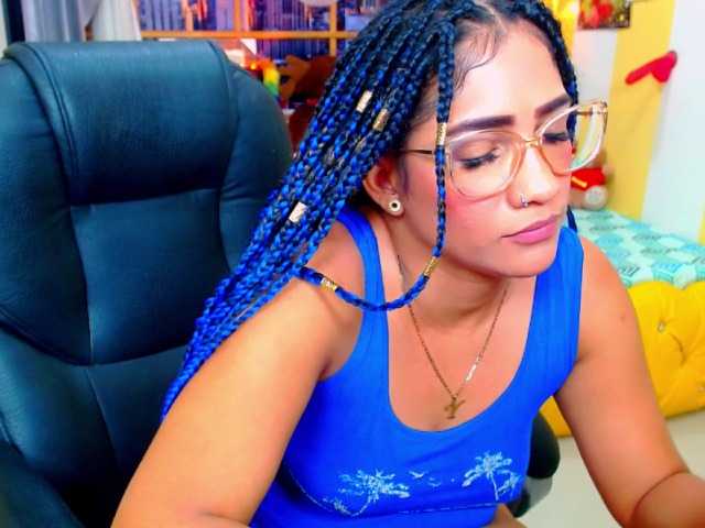 Live sex webcam photo for Eloveskamy #272571149