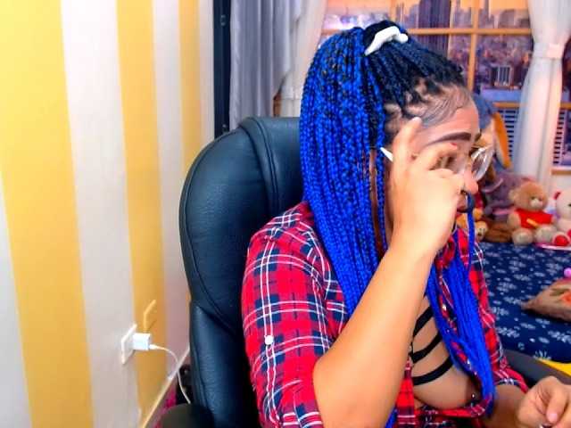 Live sex webcam photo for Eloveskamy #272732436