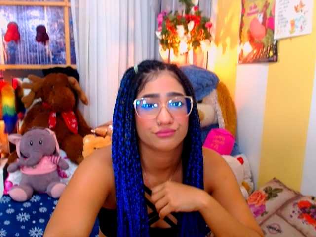 Live sex webcam photo for Eloveskamy #272777518