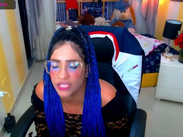 Live sex webcam photo for Eloveskamy #273159784