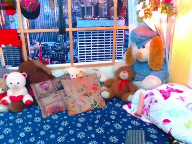 Live sex webcam photo for Eloveskamy #273161734