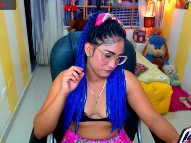 Live sex webcam photo for Eloveskamy #273352606