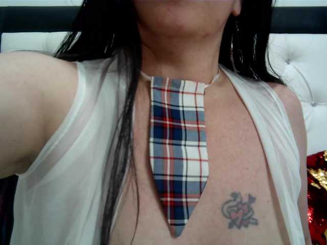 Live sex webcam photo for Elsa-fire #273374673