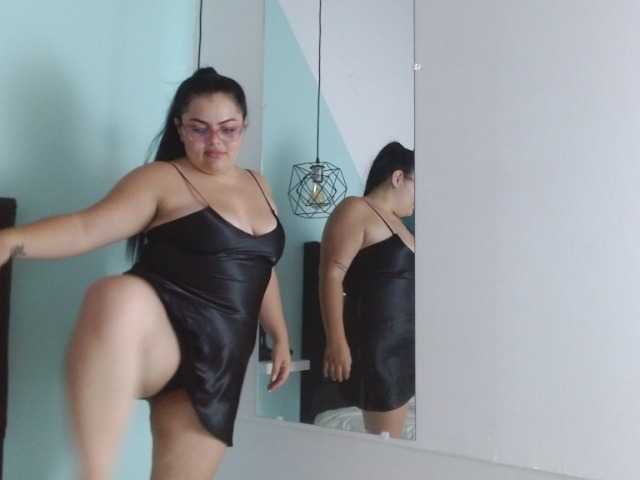 Live sex webcam photo for ElsaHanz #288080357