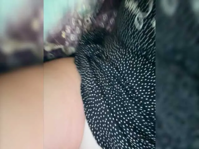 Live sex webcam photo for ElsaOhara #276347395