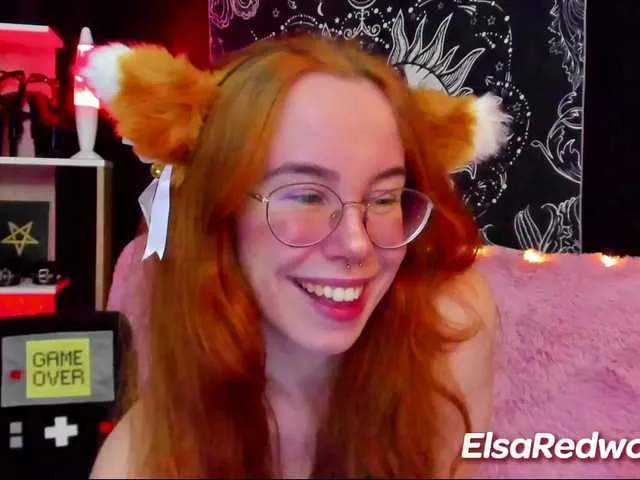 Live sex webcam photo for ElsaRedwood #272467699