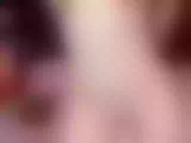 Live sex webcam photo for ElsaRedwood #272843385