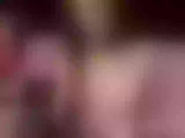 Live sex webcam photo for ElsaRedwood #272982209